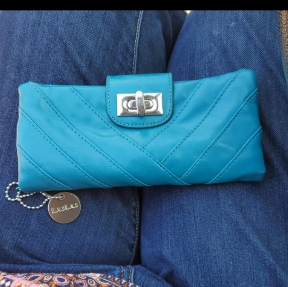 Lulu by Lulu Lambs skin soft teal Blue Wallet turquoise Clutch